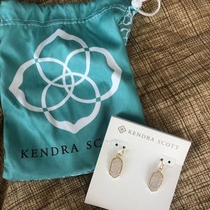 Kendra Scott Earrings *never worn*